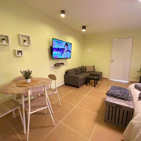 בקתת וולקנו בגולן Volcano Cabin Golan-Heights Sha'al Exterior foto