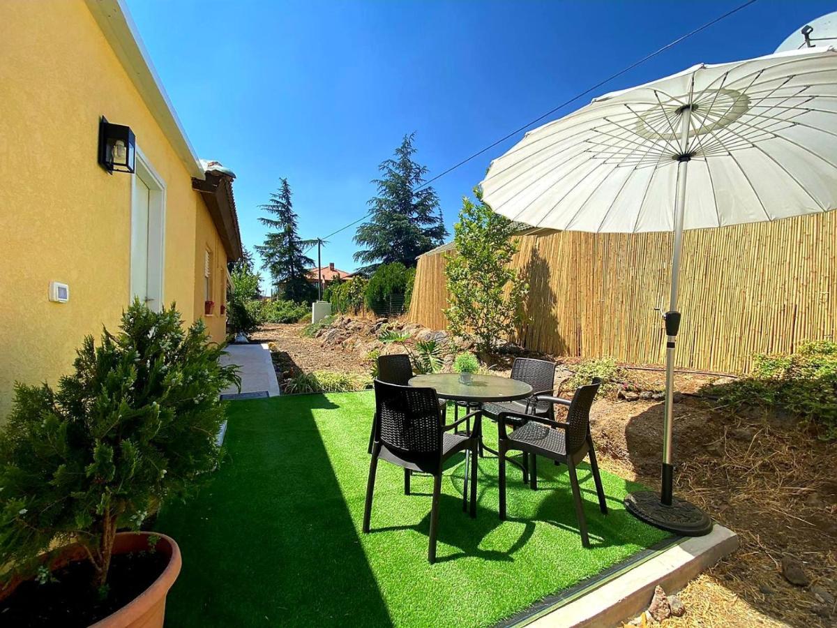 בקתת וולקנו בגולן Volcano Cabin Golan-Heights Sha'al Exterior foto